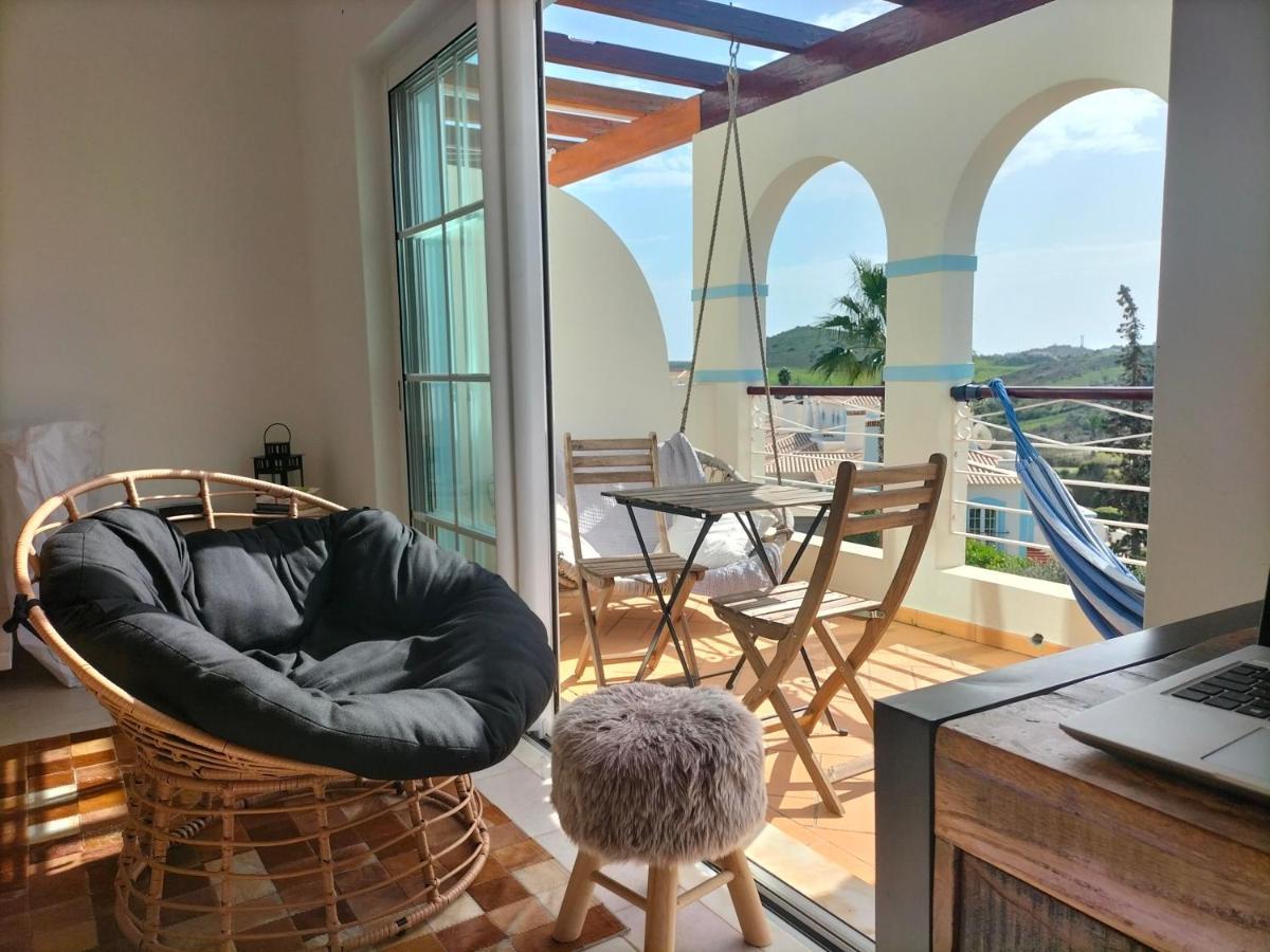 Komfortables Town House In Traumhafter Lage 부덴스 외부 사진